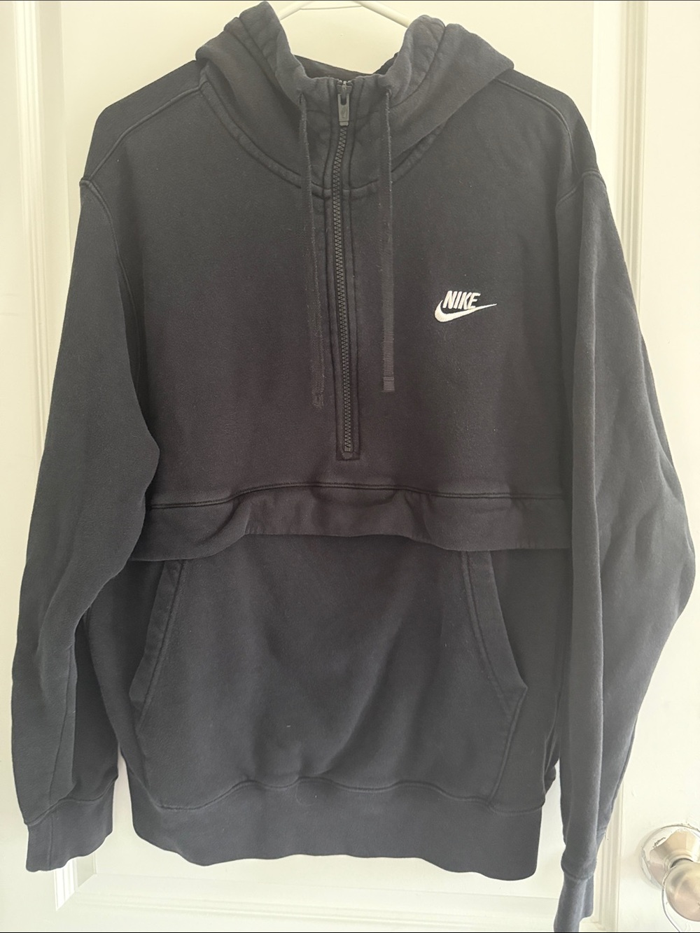 Nike Men’s Black Quarter-Zip Pullover Hoodie